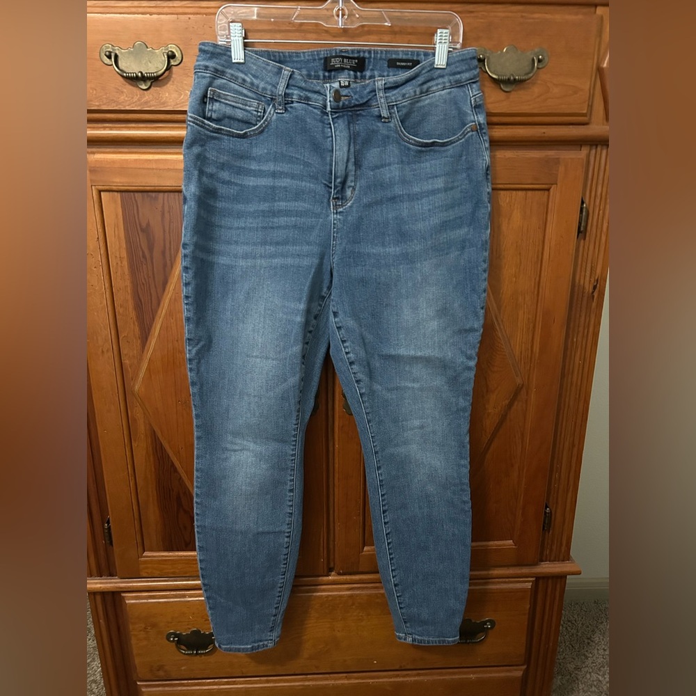 Judy Blue Women's Blue Jeans